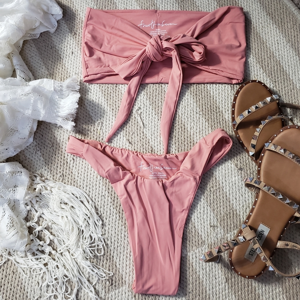 437 swim leo top & bottom